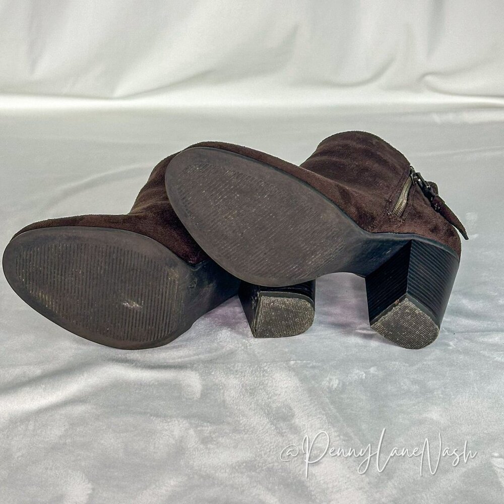 Michael Shannon Suede Ginnie Ankle Booties Size 7.5 Dark Brown - Picture 6 of 11